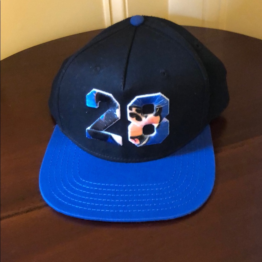 Walt Disney Mickey Mouse cap 🐭 🧢 - Picture 5 of 5